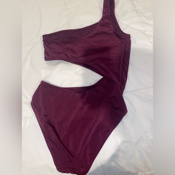 Abercrombie Purple one-piece size M 4/6 - Picture 2 of 4